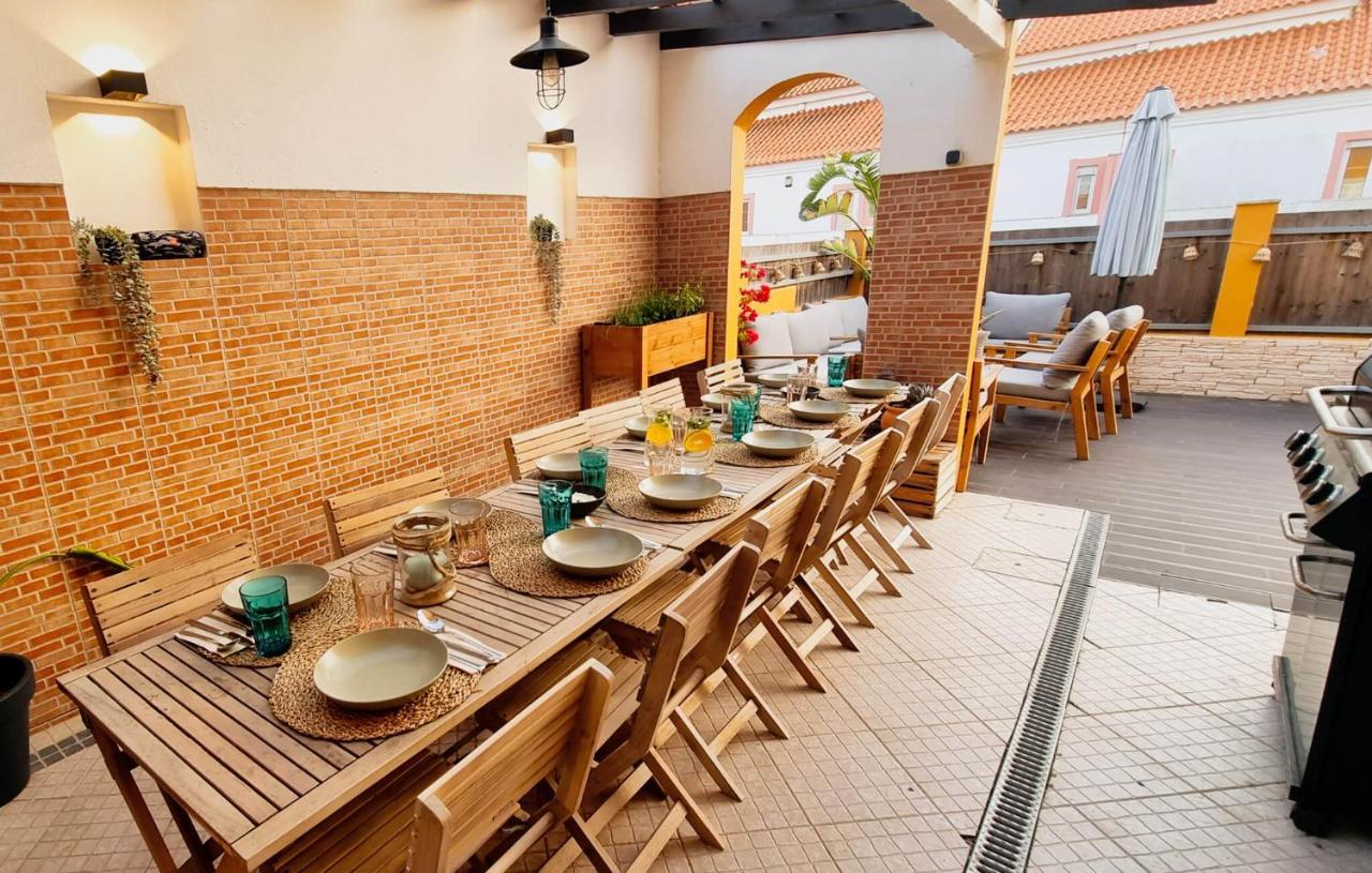 Tika Surf Camp Ericeira Hotel Carvoeira Luaran gambar