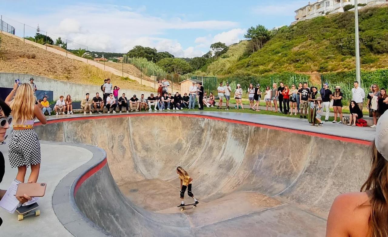 Tika Surf Camp Ericeira Hotel Carvoeira Luaran gambar